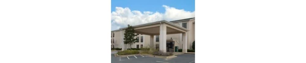 Howard Johnson By Wyndham Spartanburg Expo Center Exteriér fotografie