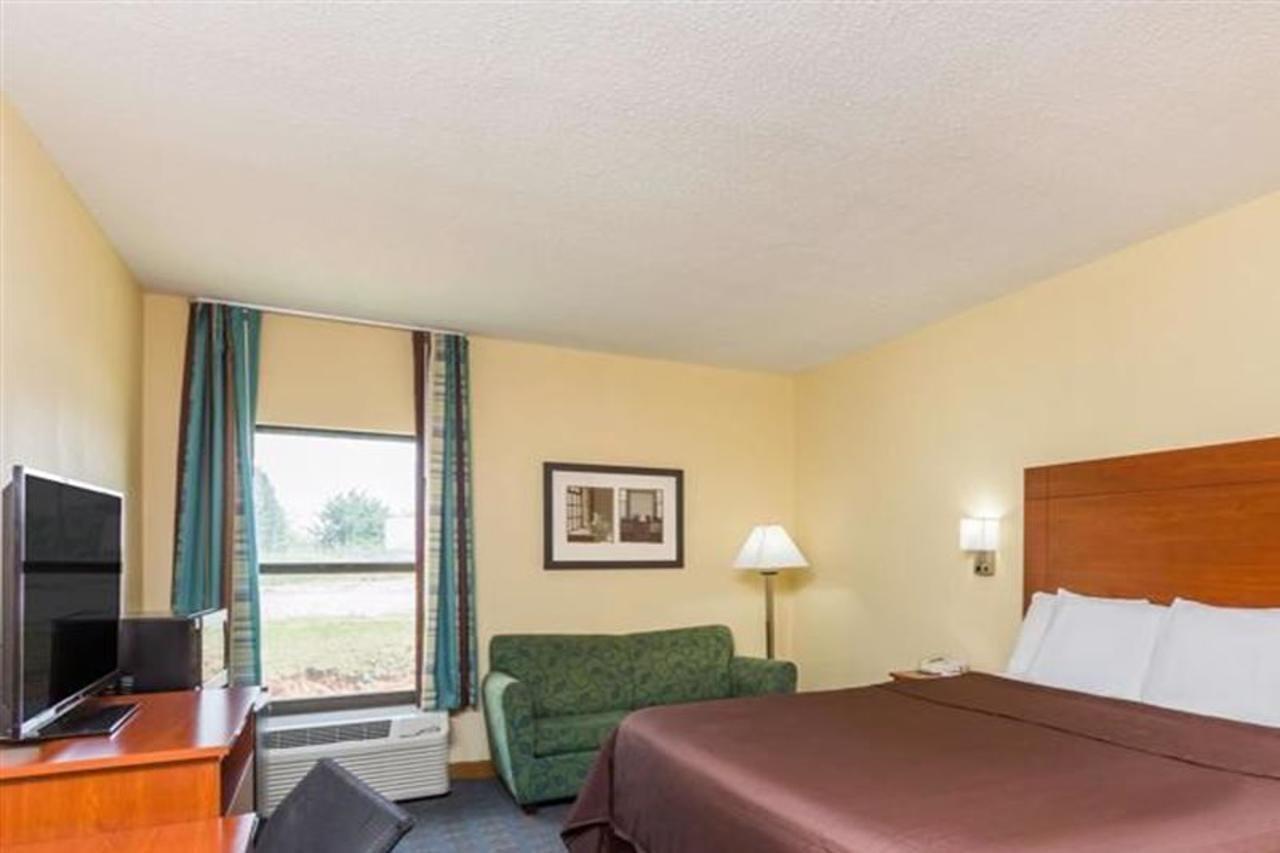 Howard Johnson By Wyndham Spartanburg Expo Center Exteriér fotografie